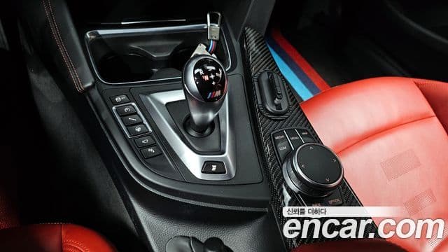 BMW M4 2018 — Şəkil 9/20