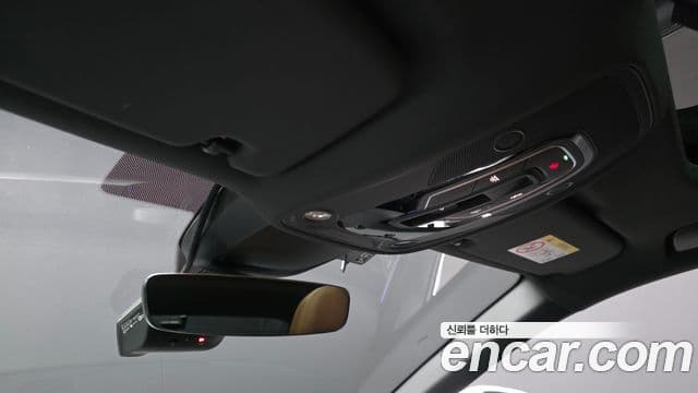 Audi A6 2023 — ფოტო 17/20