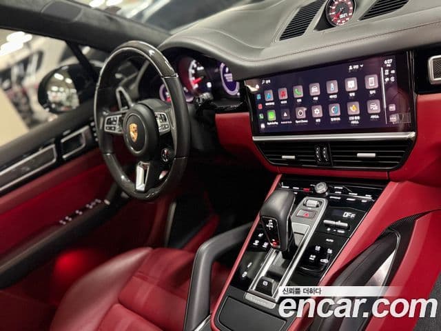 Porsche Cayenne 2022 — Фото 15/20