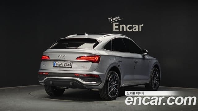 Audi Q5 2023 — ფოტო 1/20