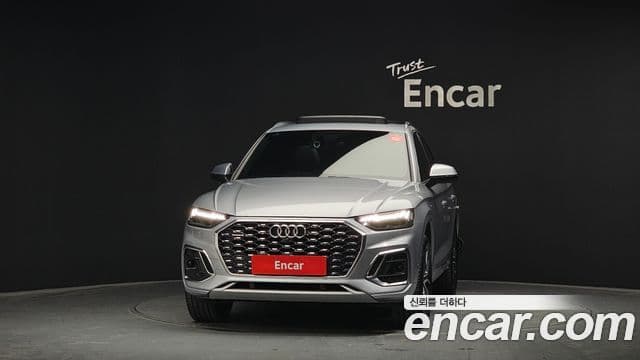Audi Q5 2023 — ფოტო 2/20
