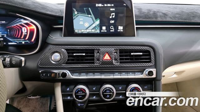 Genesis G70 2019 — ფოტო 14/20