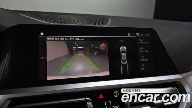 BMW 4 Series 2022 — ფოტო 15/20