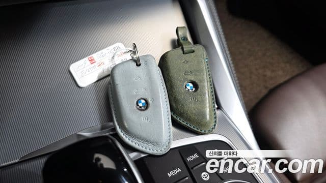 BMW 4 Series 2022 — ფოტო 18/20