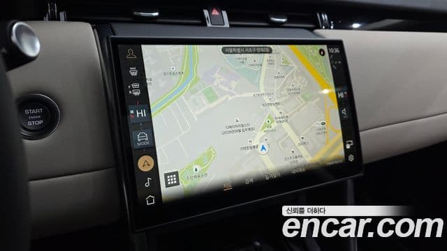Land Rover Discovery Sport 2025 — ფოტო 14/20