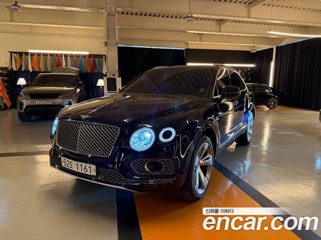 Bentley Bentayga 2018 — Фото 19/19