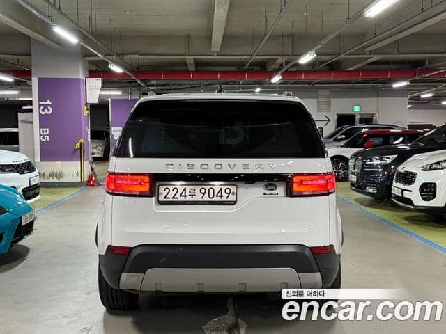 Land Rover Discovery 5 2019 — Фото 2/20