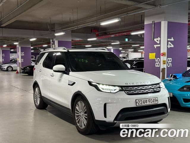 Land Rover Discovery 5 2019 — Фото 3/20