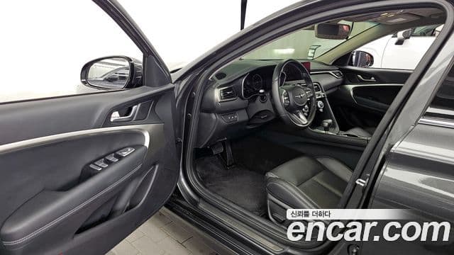 Genesis G70 2021 — ფოტო 10/20