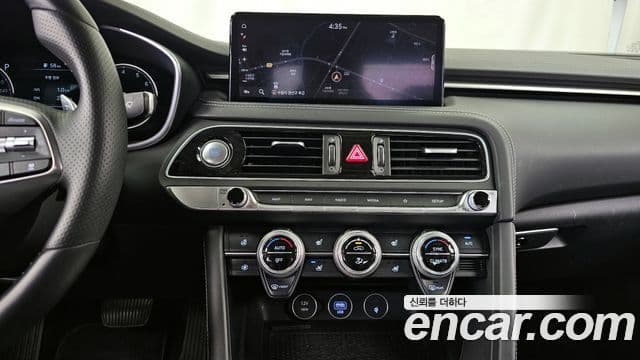 Genesis G70 2021 — ფოტო 14/20