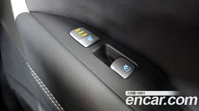 Genesis G70 2021 — ფოტო 19/20