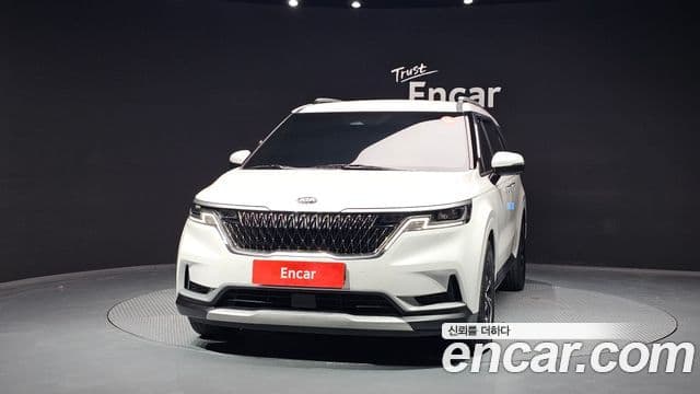 Kia Carnival 2020 — ფოტო 3/20
