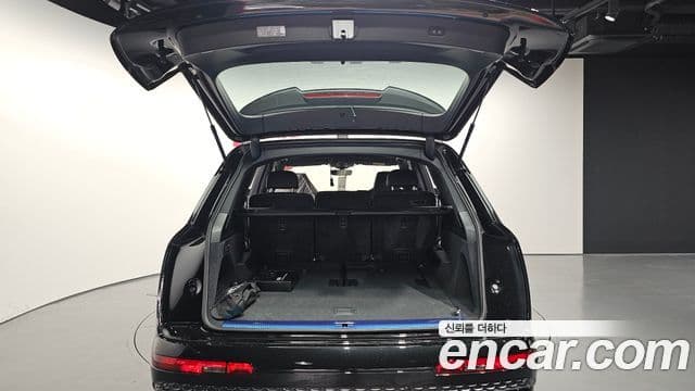 Audi Q7 2026 — Şəkil 20/20
