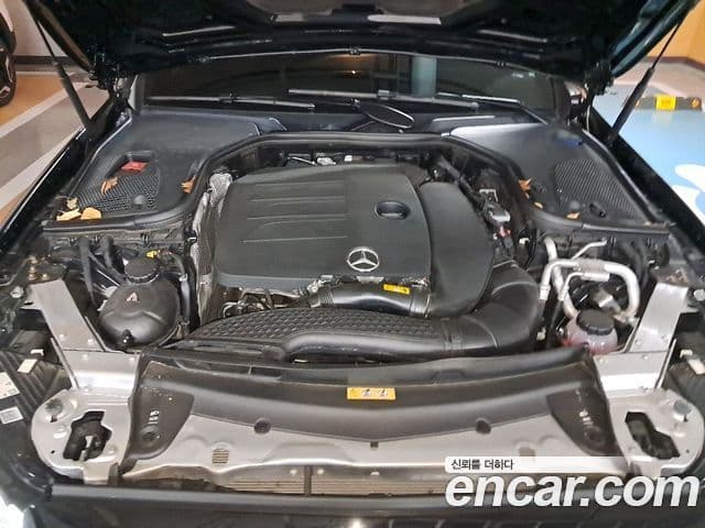 Mercedes-Benz E-Class 2021 — ფოტო 9/18