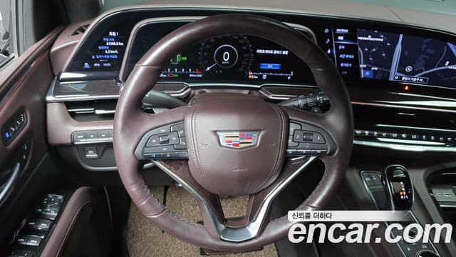Cadillac Escalade 2022 — ფოტო 13/20