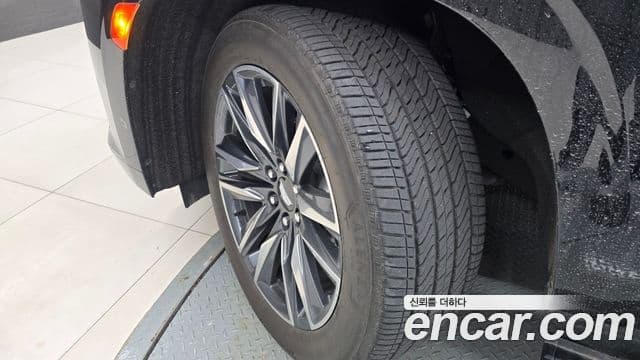 Cadillac Escalade 2023 — Şəkil 12/20