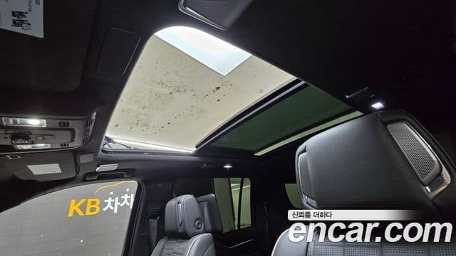 Cadillac Escalade 2023 — Şəkil 13/20