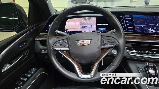 Cadillac Escalade 2023 — Şəkil 16/20