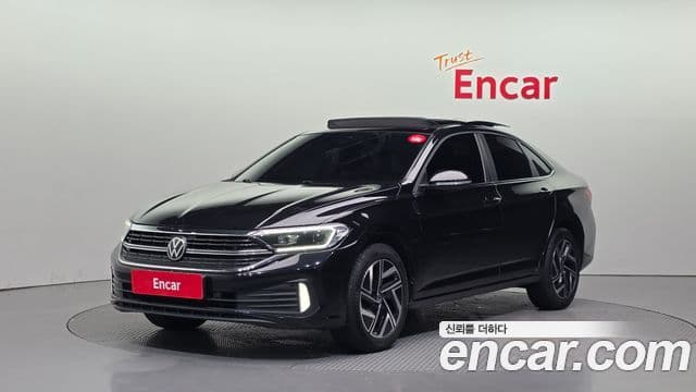 Volkswagen Jetta 2023 — Şəkil 1/20
