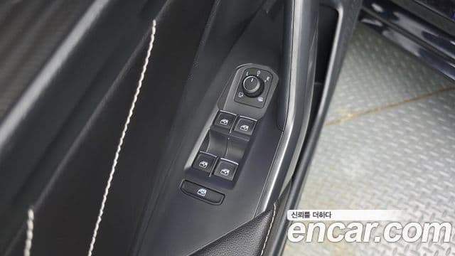 Volkswagen Jetta 2023 — Şəkil 11/20