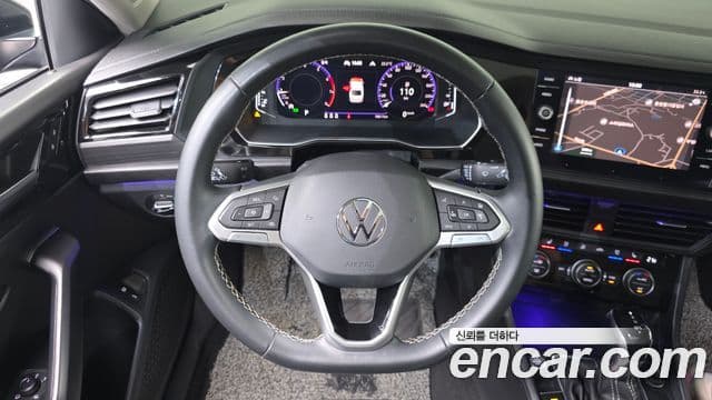 Volkswagen Jetta 2023 — Şəkil 13/20