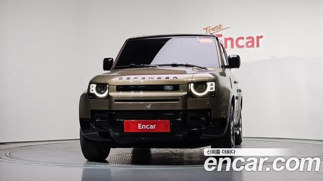 Land Rover Defender 2023 — Фото 3/20