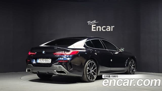 BMW 8 Series 2021 — ფოტო 2/20