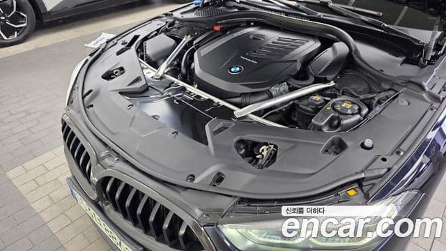 BMW 8 Series 2021 — ფოტო 6/20