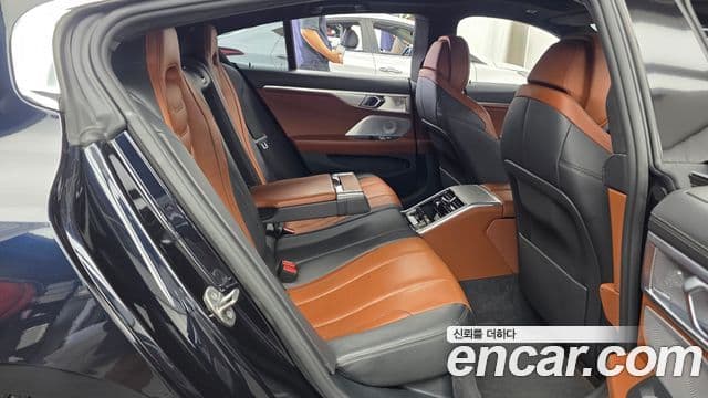 BMW 8 Series 2021 — ფოტო 12/20