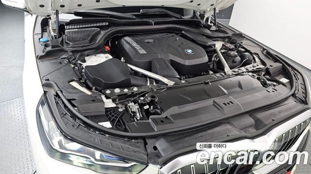 BMW 5 Series 2024 — ფოტო 6/20