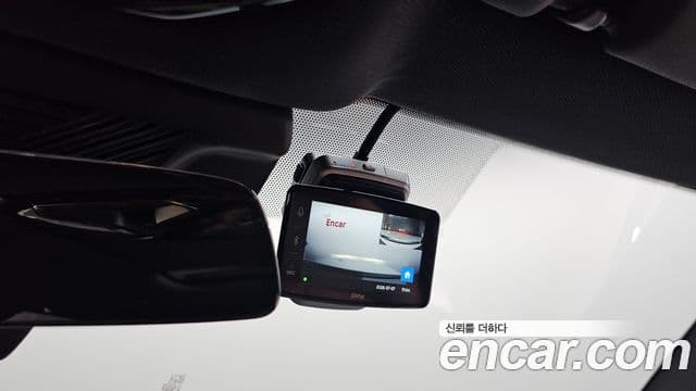 BMW 5 Series 2024 — ფოტო 17/20