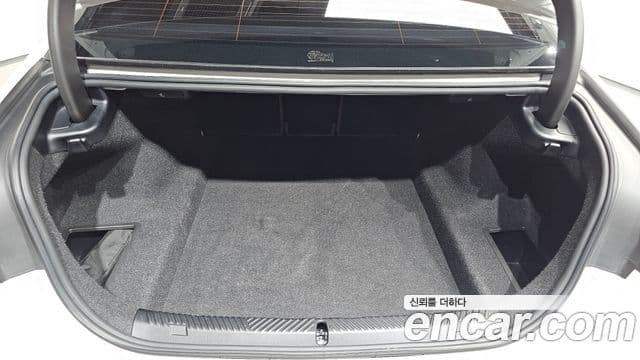 BMW 5 Series 2024 — ფოტო 19/20