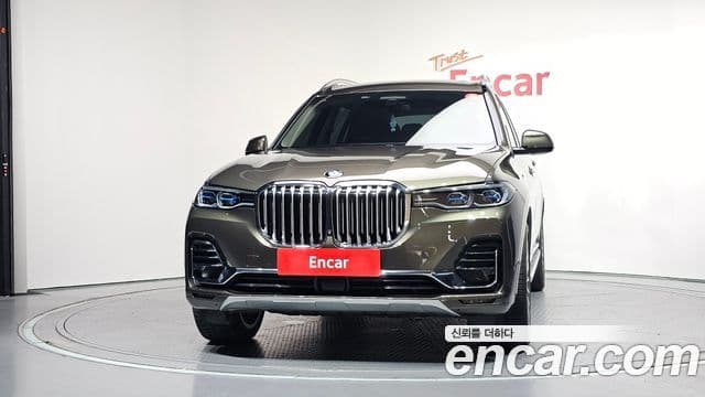 BMW X7 2021 — Фото 3/20