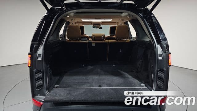 Land Rover Discovery 5 2018 — Фото 20/20