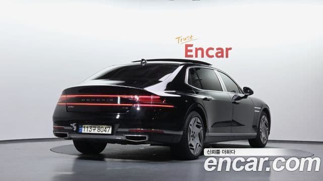 Genesis G90 2023 — ფოტო 2/20