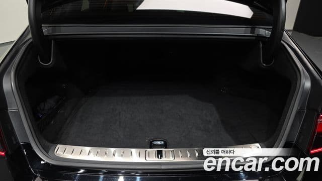 Genesis G90 2023 — ფოტო 20/20