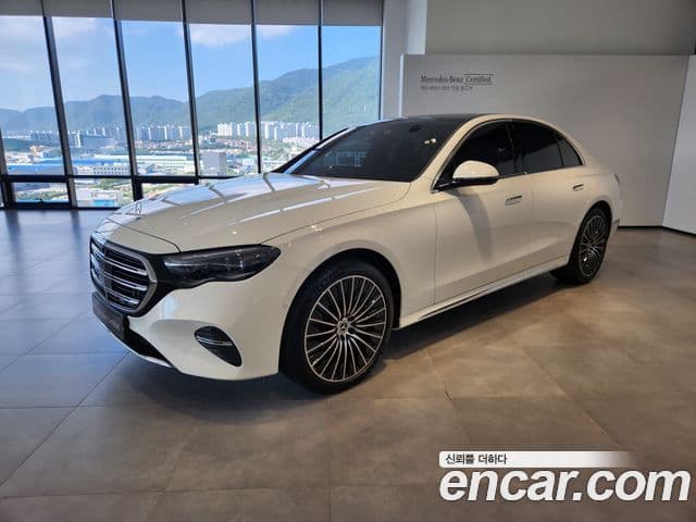 Mercedes-Benz E-Class 2025 — ფოტო 9/20