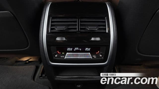 BMW X5 2019 — ფოტო 19/20