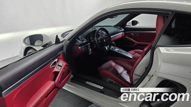 Porsche 718 Cayman 2021 — Şəkil 10/20