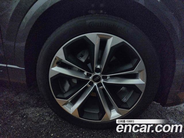 Audi Q7 2026 — ფოტო 9/16
