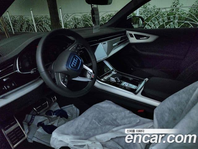 Audi Q7 2026 — ფოტო 10/16
