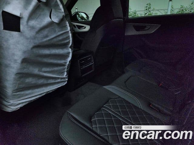 Audi Q7 2026 — ფოტო 11/16