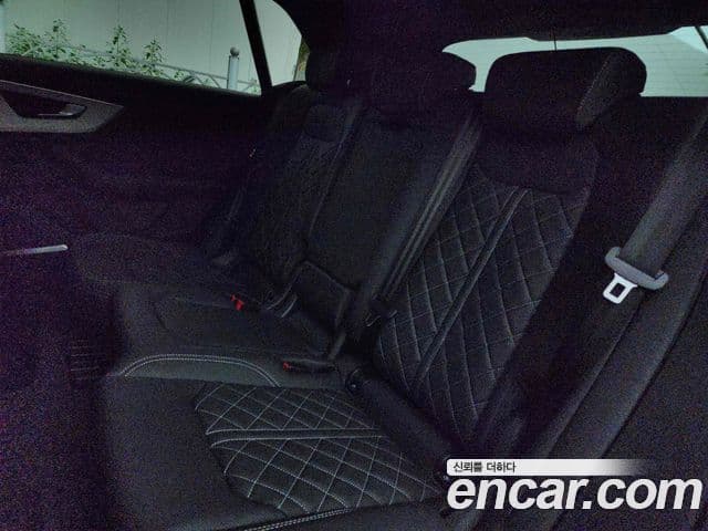 Audi Q7 2026 — ფოტო 13/16