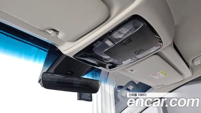 Hyundai Staria 2022 — ფოტო 19/20