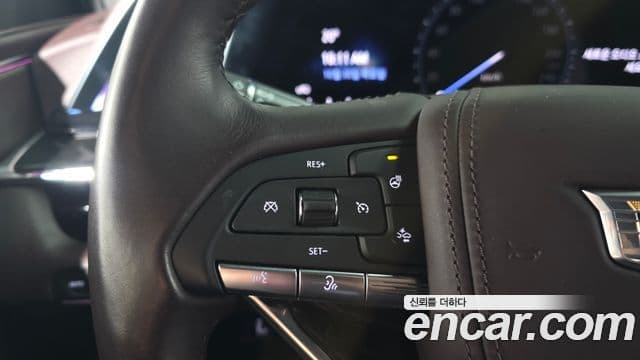Cadillac Escalade 2023 — Фото 15/20