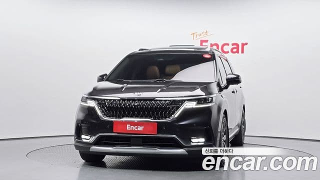 Kia Carnival 2021 — ფოტო 3/20