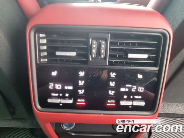 Porsche Cayenne 2023 — Şəkil 16/20