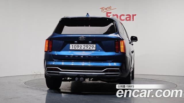 Kia Sorento 2020 — ფოტო 4/20