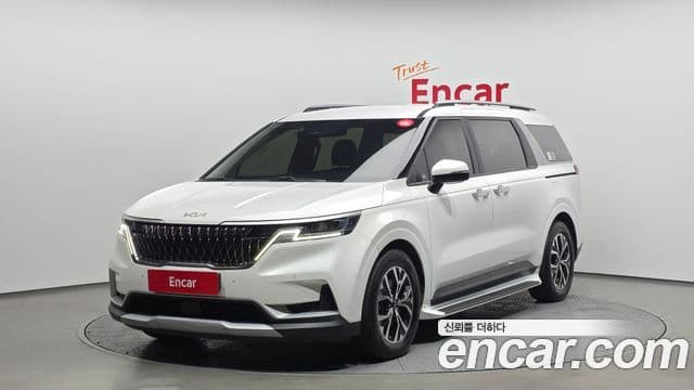 Kia Carnival 2022 — ფოტო 1/20