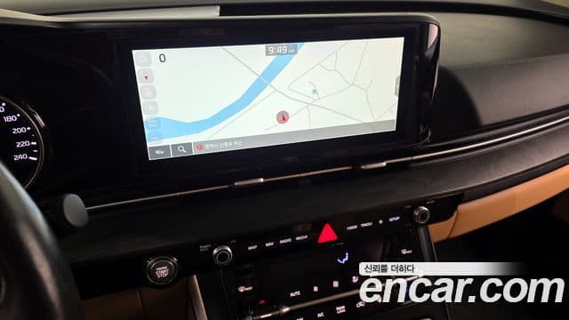 Kia Carnival 2022 — ფოტო 14/20